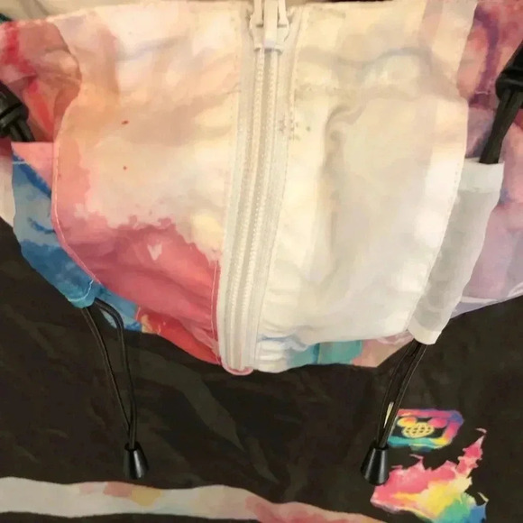 Walt Disney World Water Color Art Castle Jacket UNISEX SZ M PRE-OWNED - Picture 8 of 11